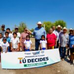 Manolo Jiménez y Tomás Gutiérrez llevan agua potable a El Anhelo
